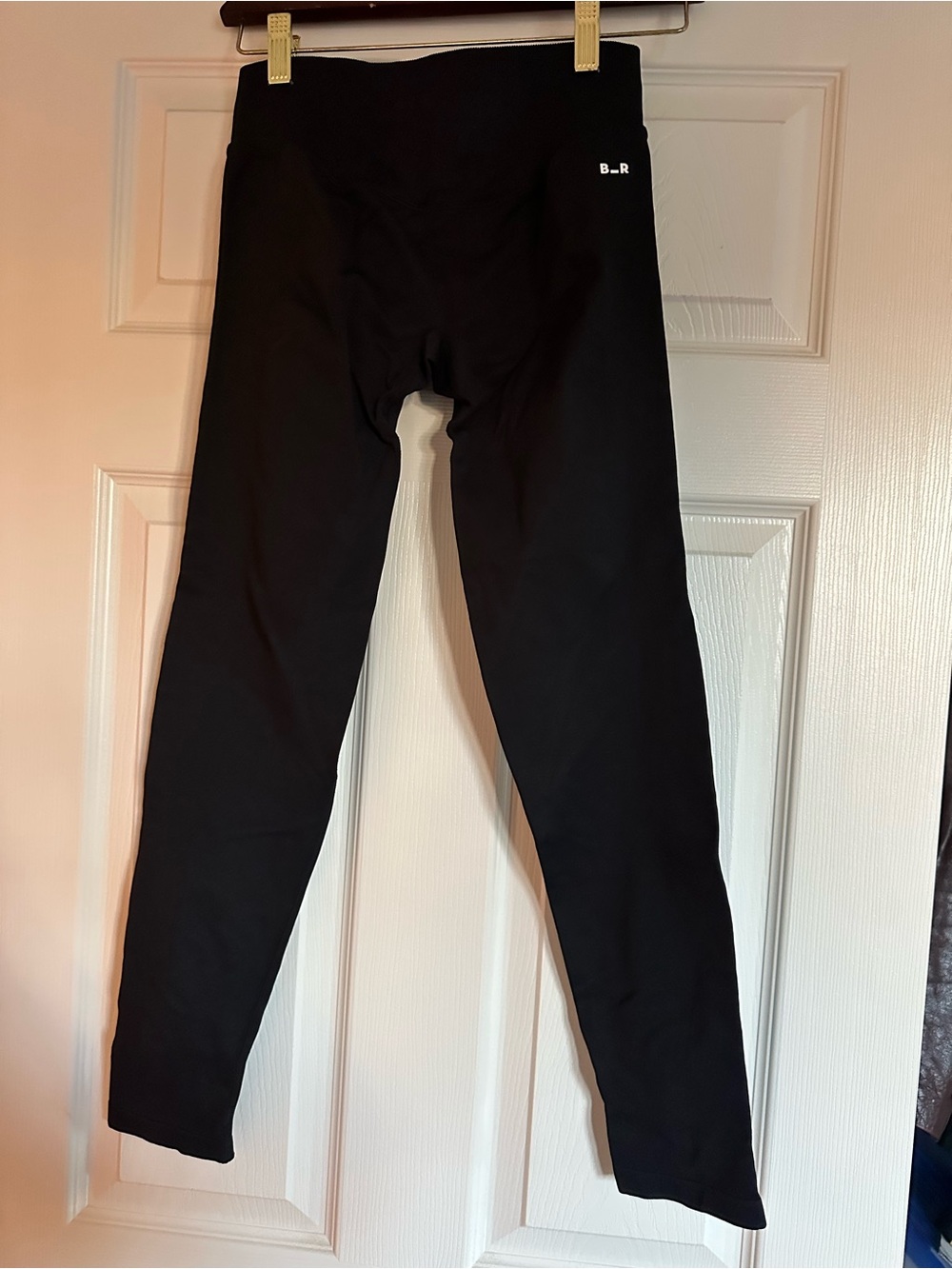 Bellerive France Sculpt Seamless Booty Scrunch Gym Leggings Black M